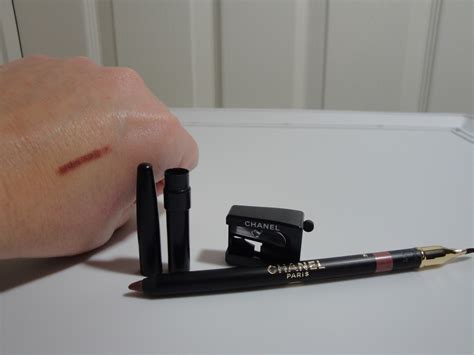 how to sharpen chanel lip pencil